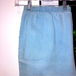 Denim & Co Baby Blue Jeans Capri length size 24W Cute Ankle ties. Great Cond…